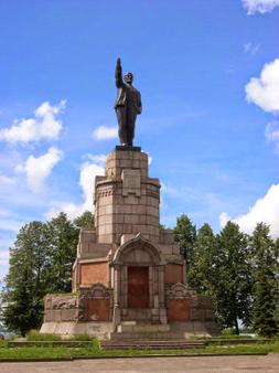 Monument to Lenin in Kostroma